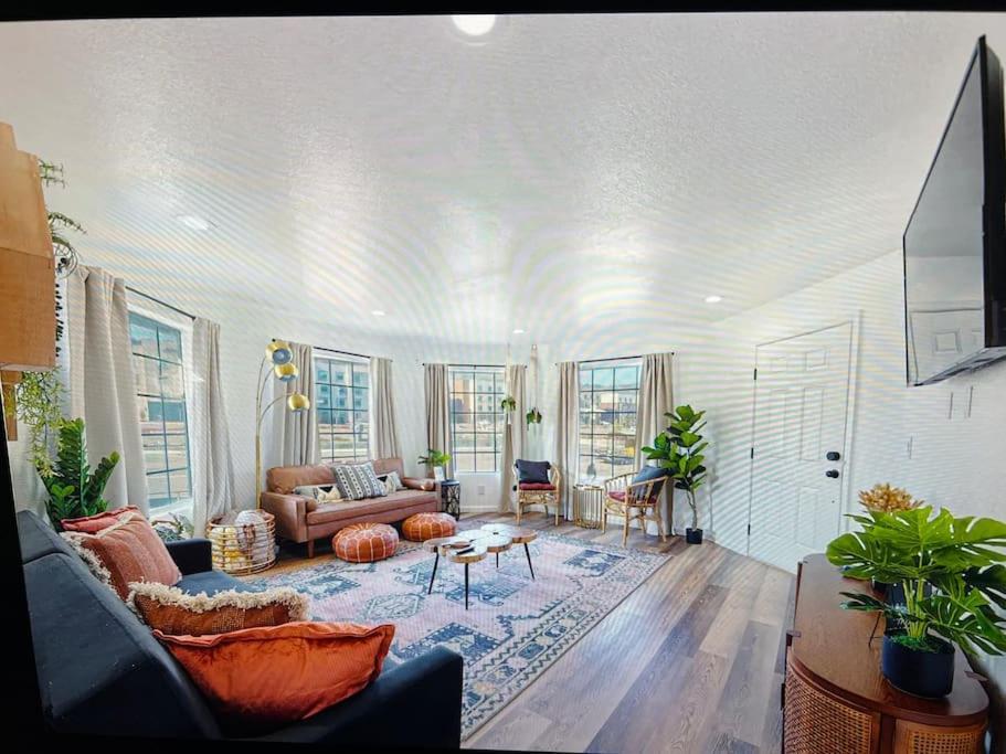 New Modern Boho Apt- Close To Yosemite Oakhurst Ngoại thất bức ảnh