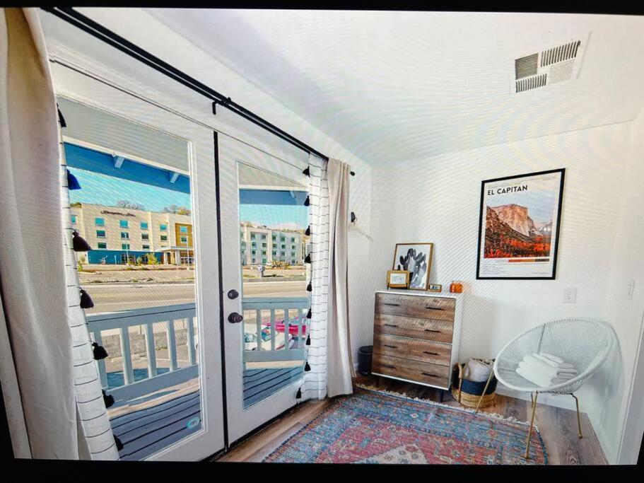 New Modern Boho Apt- Close To Yosemite Oakhurst Ngoại thất bức ảnh
